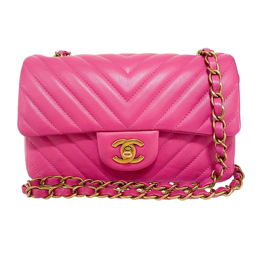 CHANEL Chevron CC V - Stitched Single Flap Lambskin Chain Shoulder Bag Pink / Gold Hardware, in , Sold by HIVE PRELOVED - Crossbody bags, ,